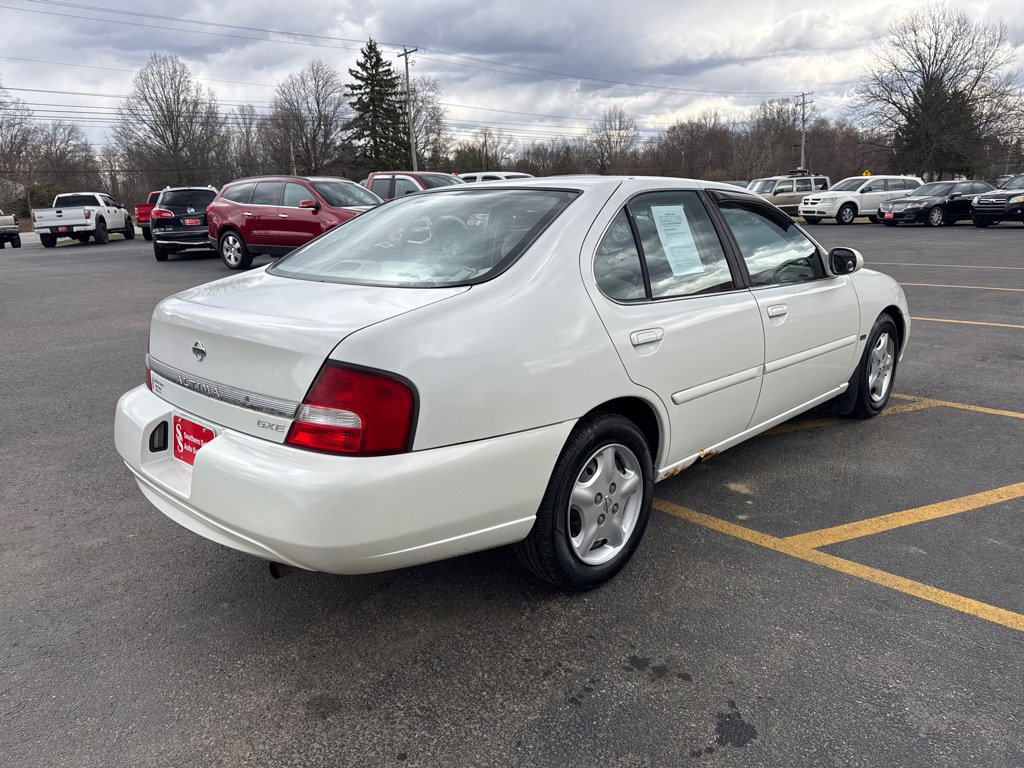 Used 2001 Nissan Altima GXE image 6