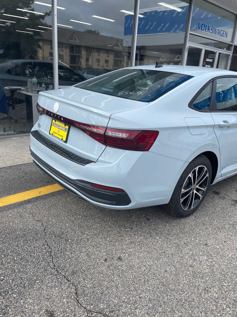 New 2026 Volkswagen Jetta Sport FWD image 8
