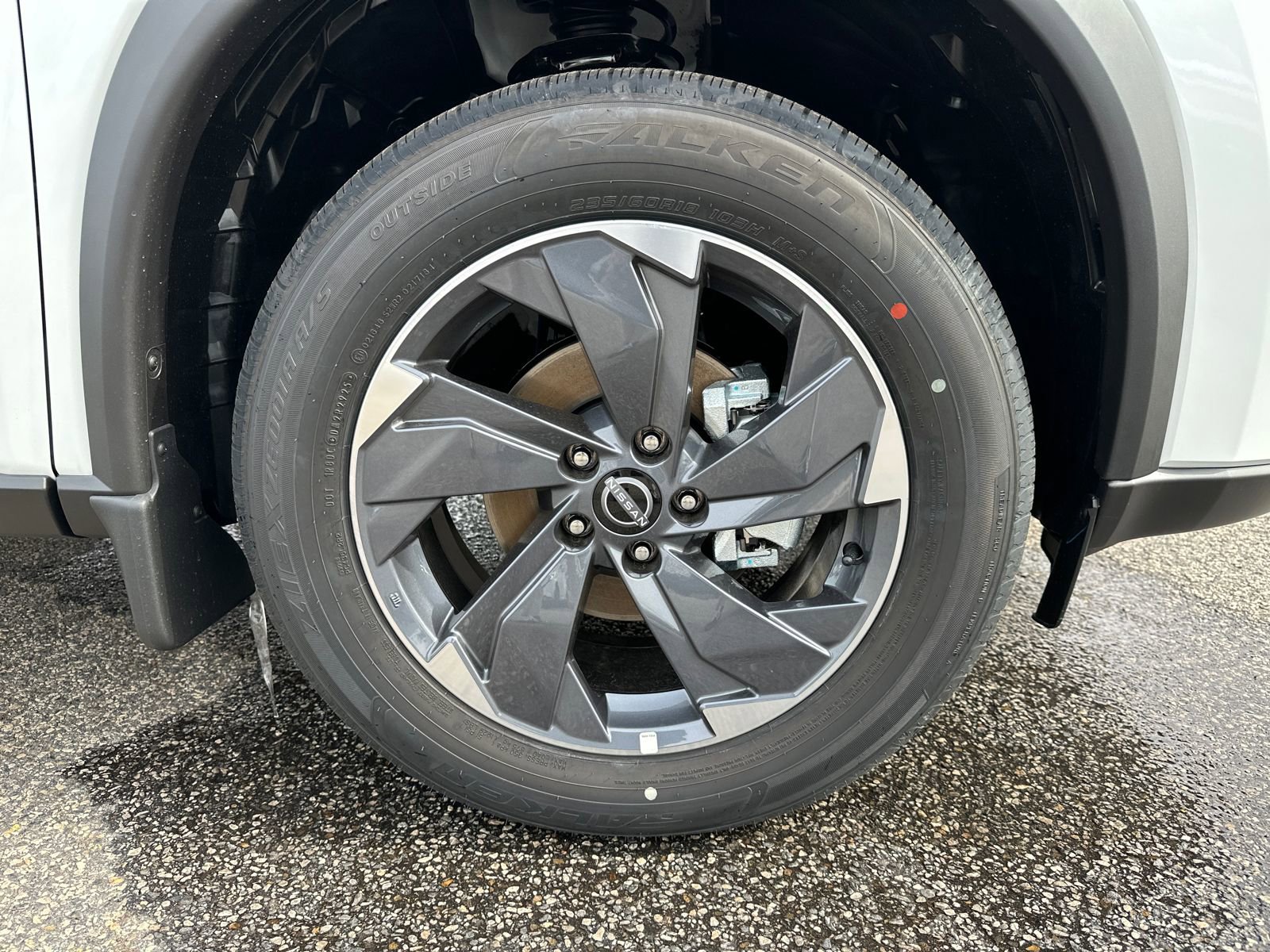 New 2026 Nissan Rogue SV w/ SV Premium Package image 12