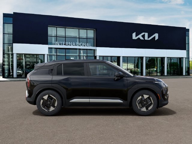 New 2027 Kia EV3 Wind FWD image 7
