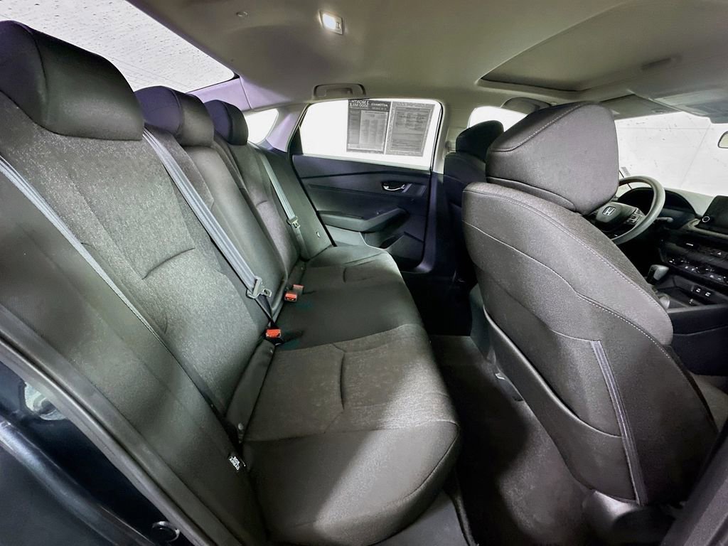 Used 2024 Honda Accord EX image 11