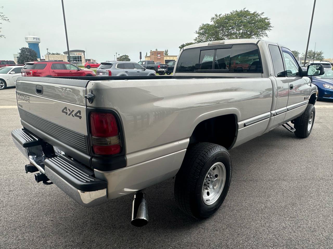 Used 1998 Dodge Ram 2500 Truck 4x4 Quad Cab image 7