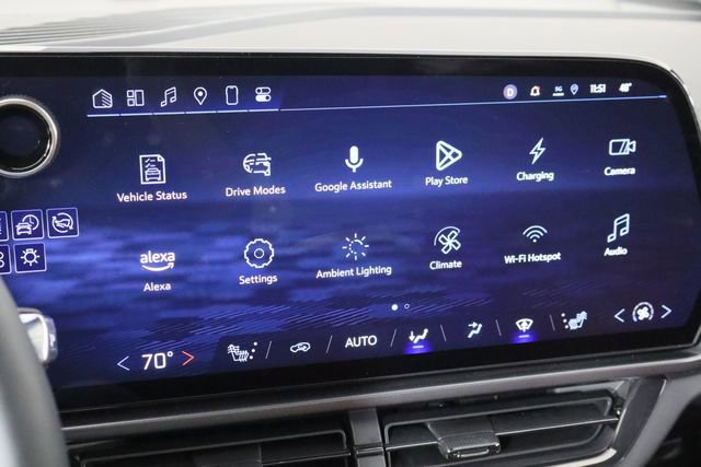 Used 2025 Chevrolet Equinox EV RS image 29