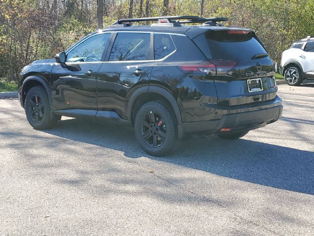 New 2027 Nissan Rogue SV AWD/4WD image 3