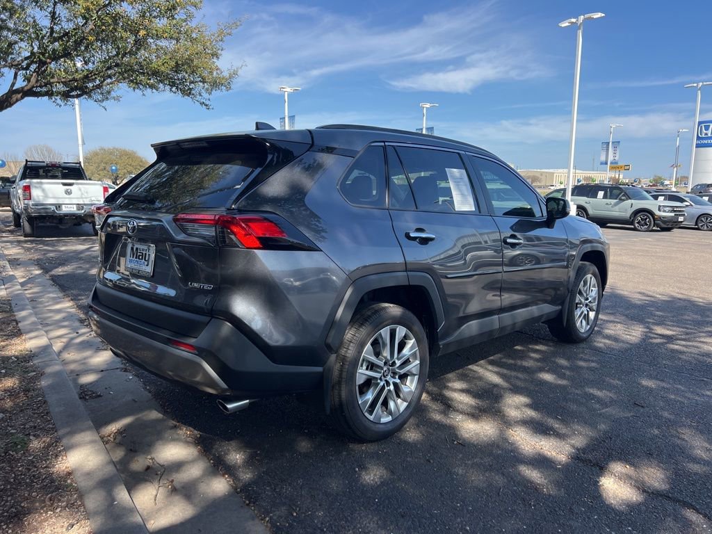 Used 2025 Toyota RAV4 Limited image 7