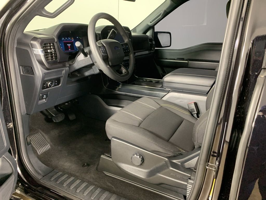 Used 2024 Ford F150 STX AWD/4WD image 28