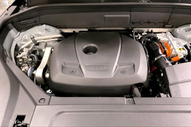 New 2026 Volvo XC90 T8 Plus w/ Protection Package Premier image 15
