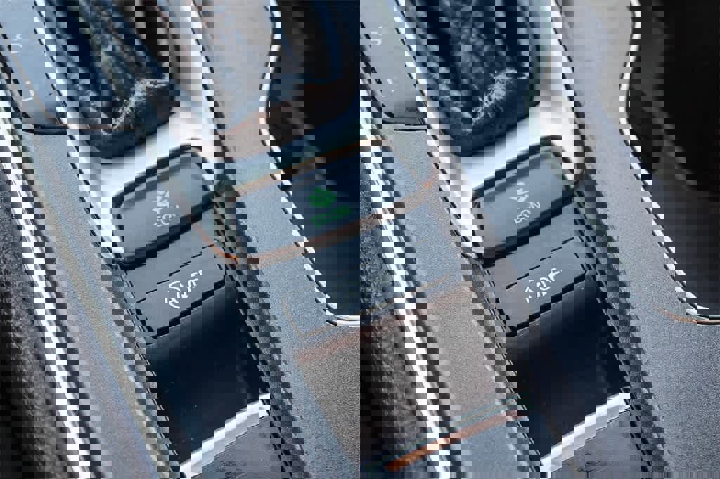 Used 2022 Honda Accord LX image 35