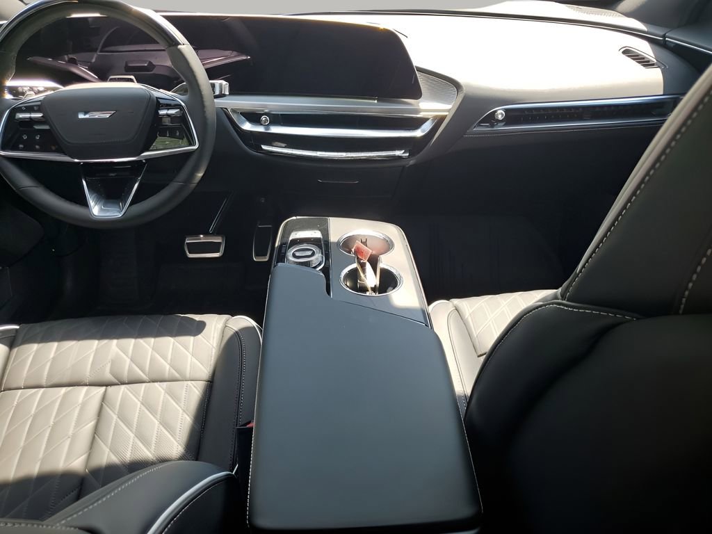 New 2026 Cadillac Lyriq V image 26