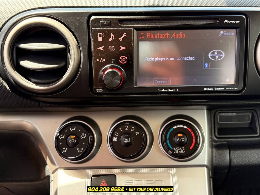 Used 2012 Scion xB FWD image 18