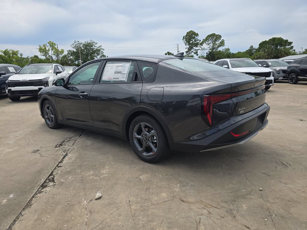 New 2026 Kia K4 FWD image 6