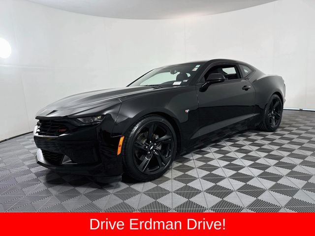 Used 2019 Chevrolet Camaro LT w/ RS Package RWD image 3