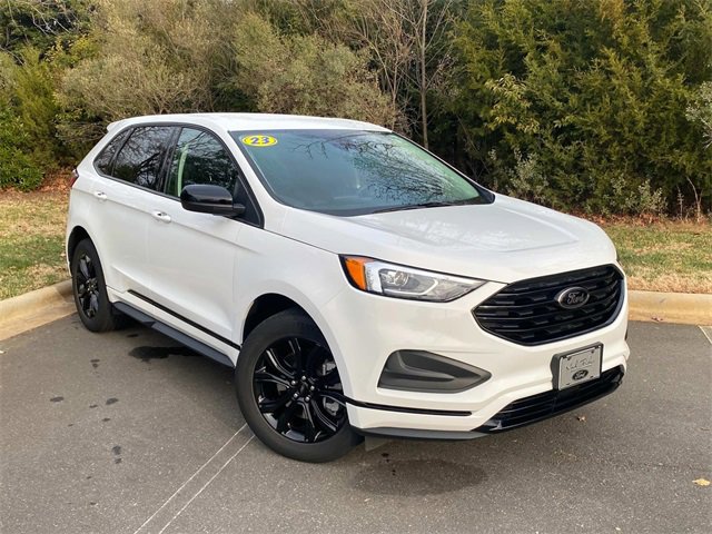 Used 2023 Ford Edge SE w/ Black Appearance Package