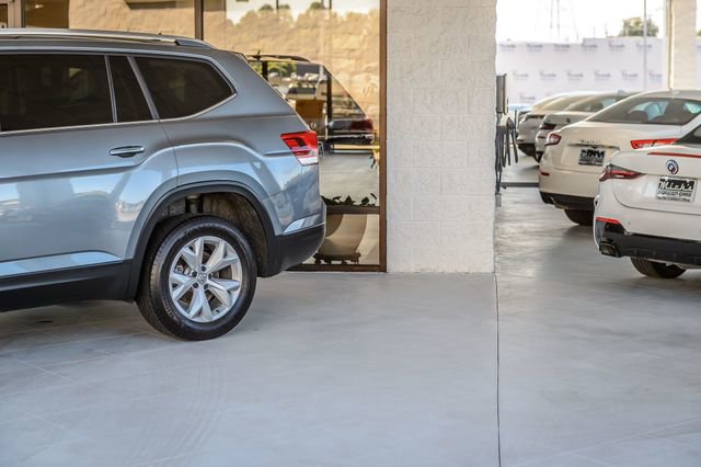 Used 2019 Volkswagen Atlas SE w/ Towing Package image 56