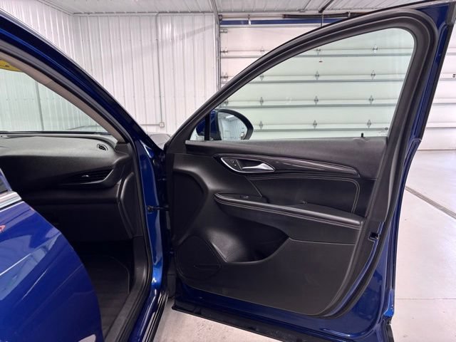Used 2023 Buick Envision Essence AWD/4WD image 9