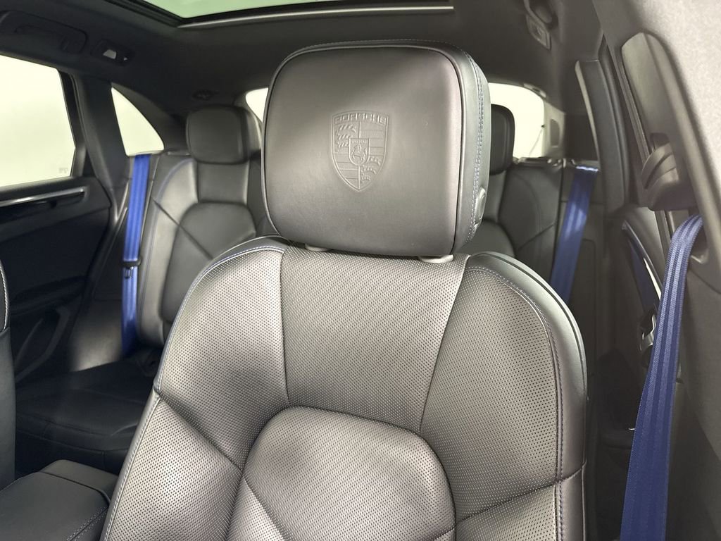 Certified 2024 Porsche Macan Turbo image 41