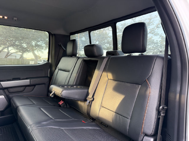 Used 2025 Ford F350 Lariat w/ Lariat Ultimate Package AWD/4WD image 19