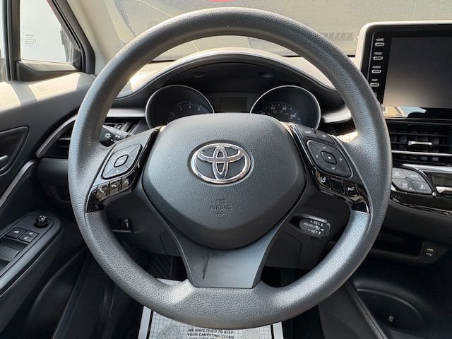 Used 2021 Toyota C-HR LE FWD image 25