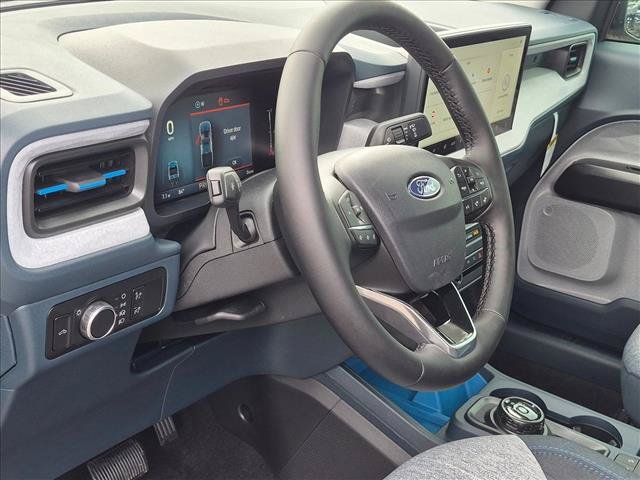 New 2026 Ford Maverick XLT w/ XLT Luxury Package AWD/4WD image 3