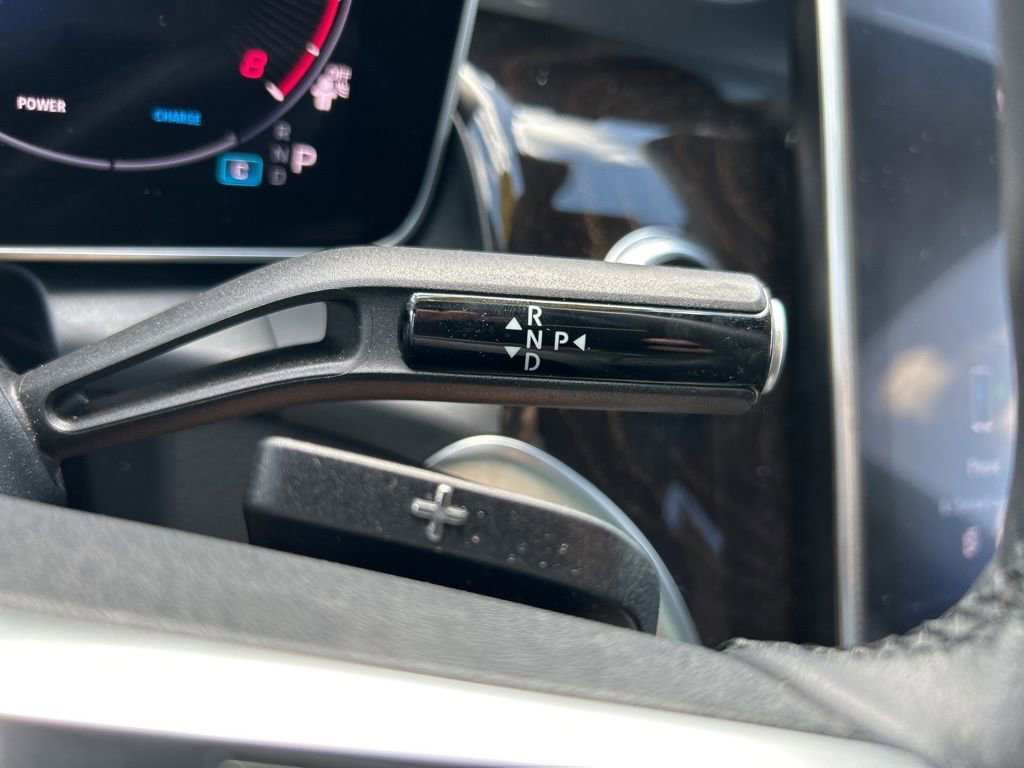 Used 2024 Mercedes-Benz GLC 300 4MATIC image 23