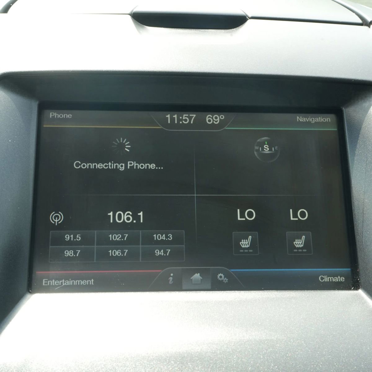 Used 2015 Ford Edge SEL w/ Equipment Group 201A FWD image 23