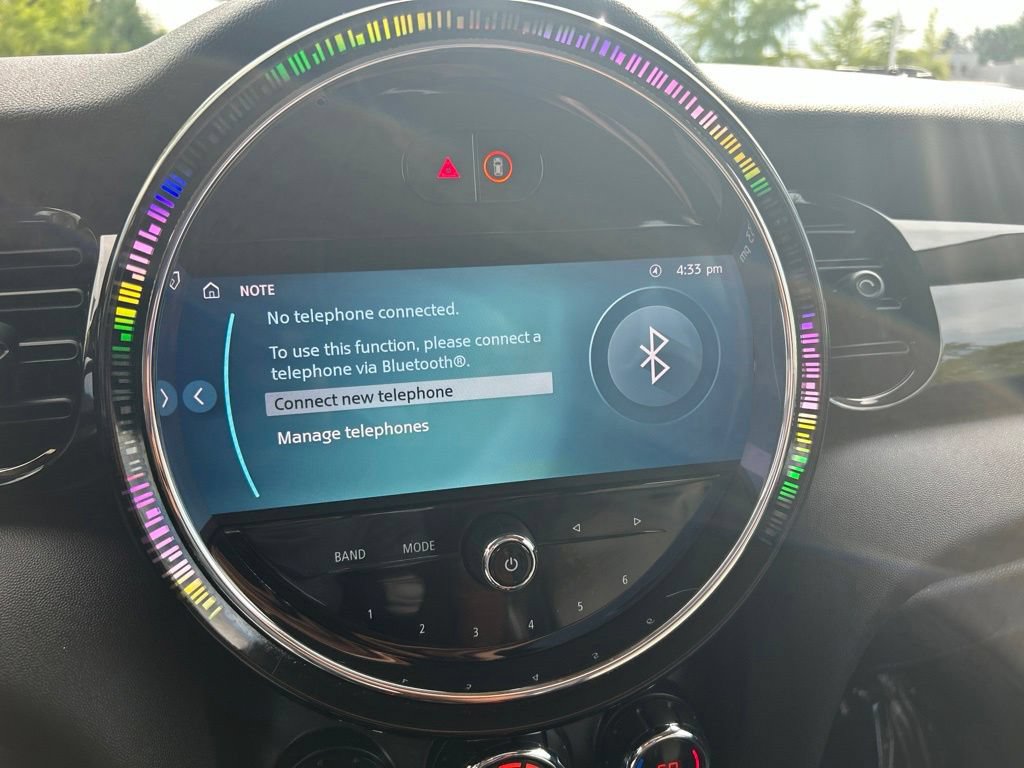 Used 2022 MINI Cooper SE FWD image 30