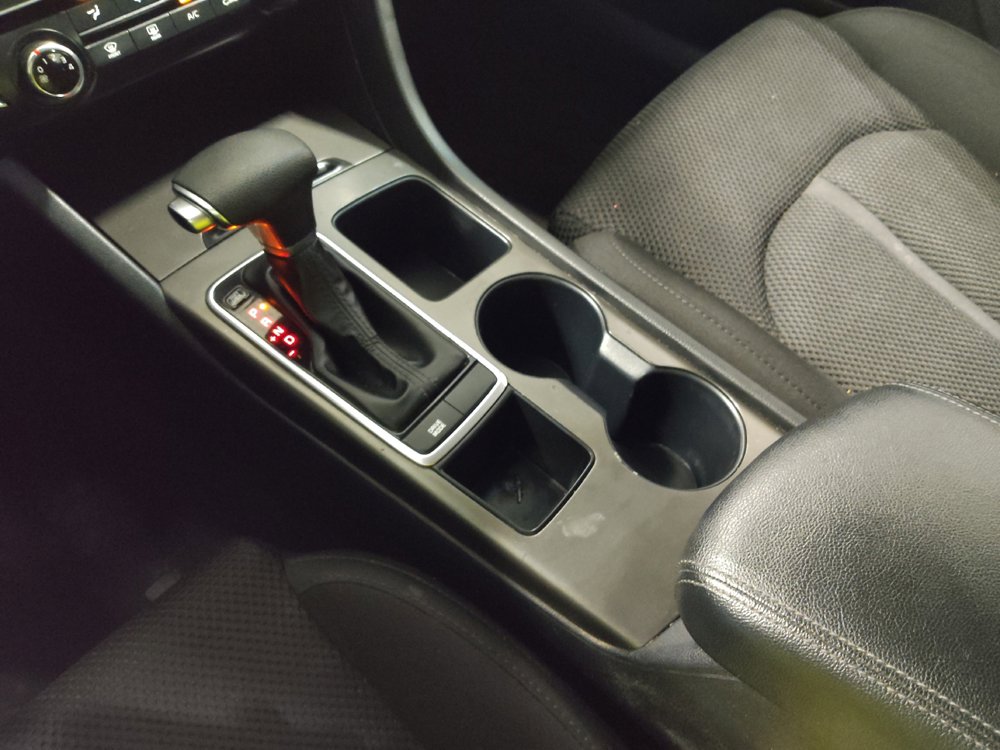 Used 2019 Kia Optima LX FWD image 26