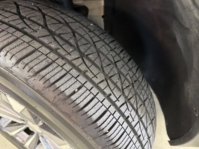 Used 2025 Chevrolet Equinox LT FWD image 23