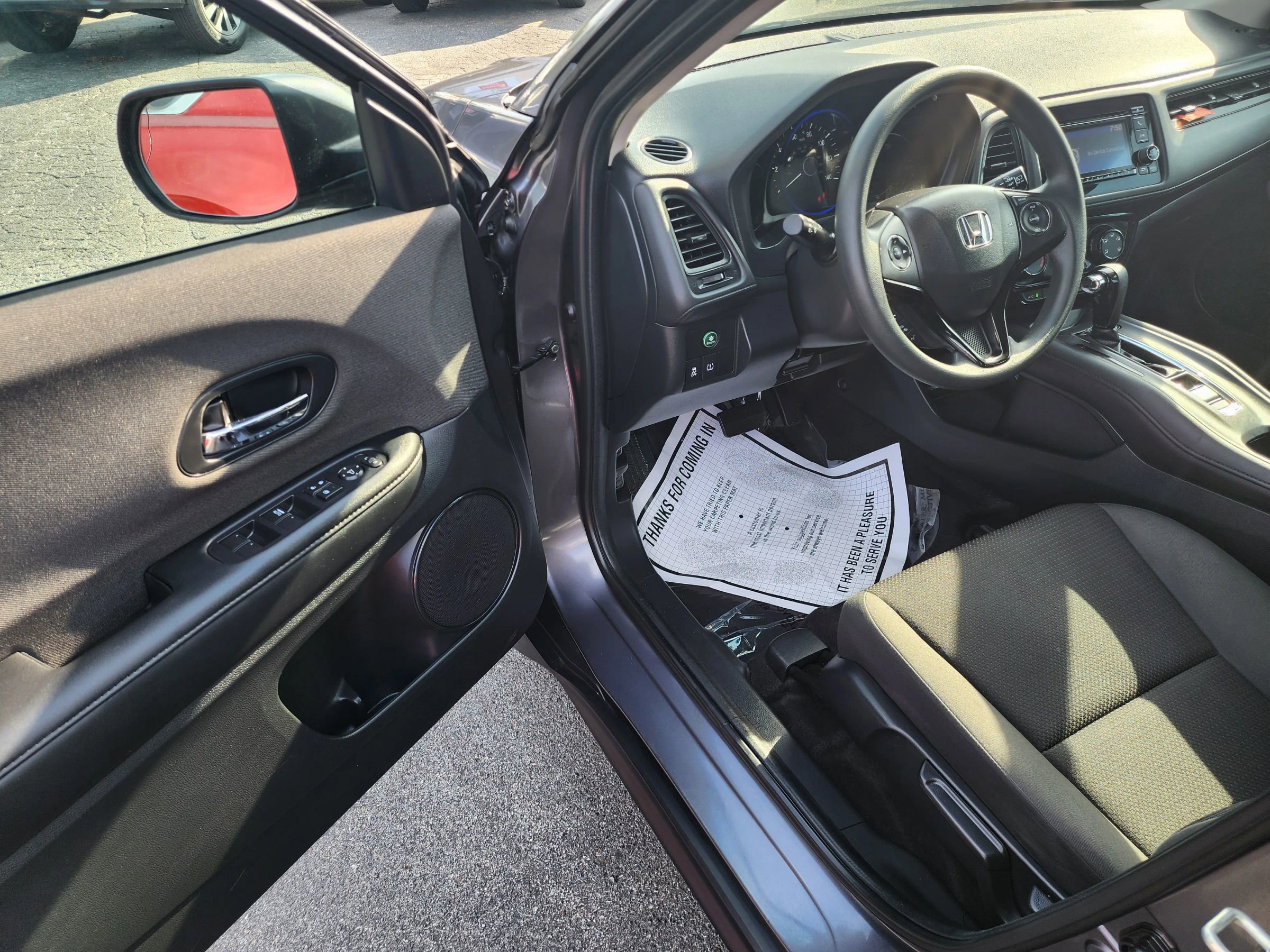 Used 2019 Honda HR-V LX image 16