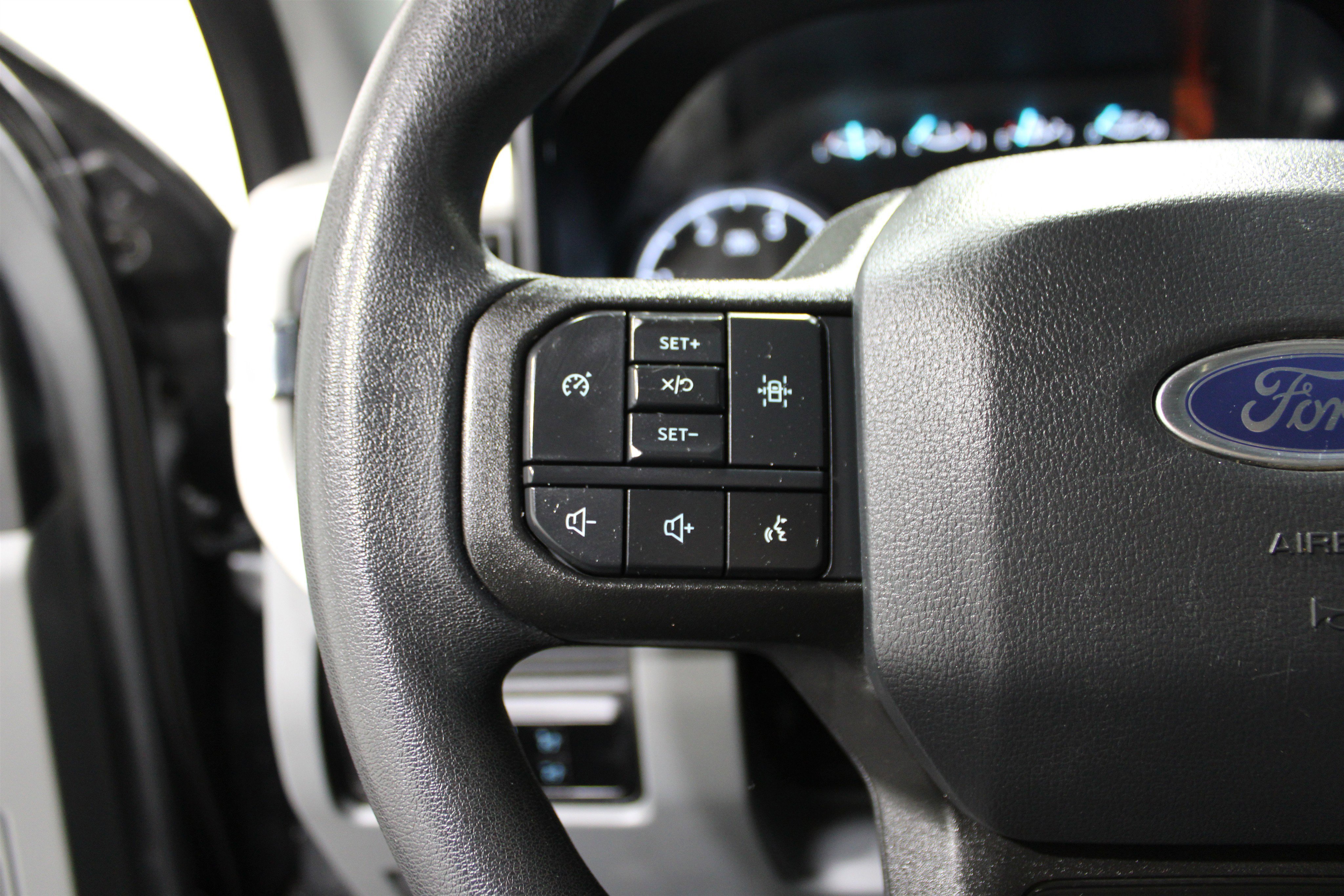 Used 2023 Ford F350 XLT w/ Tremor Off-Road Package image 10