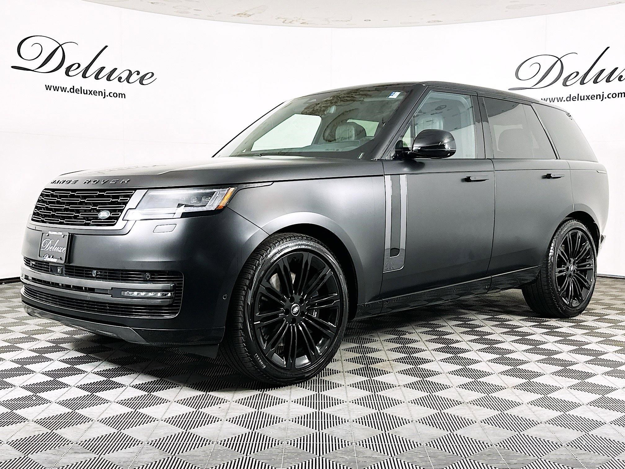 Used 2024 Land Rover Range Rover SE AWD/4WD image 3