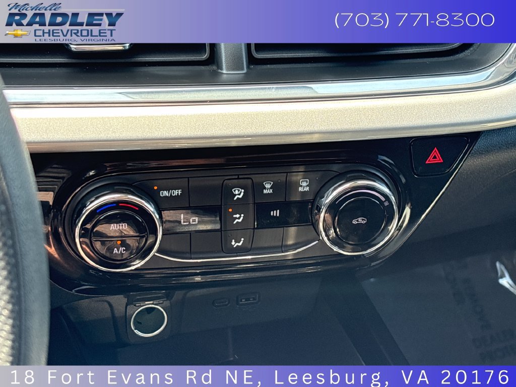 Used 2026 Chevrolet Trax LT FWD image 11