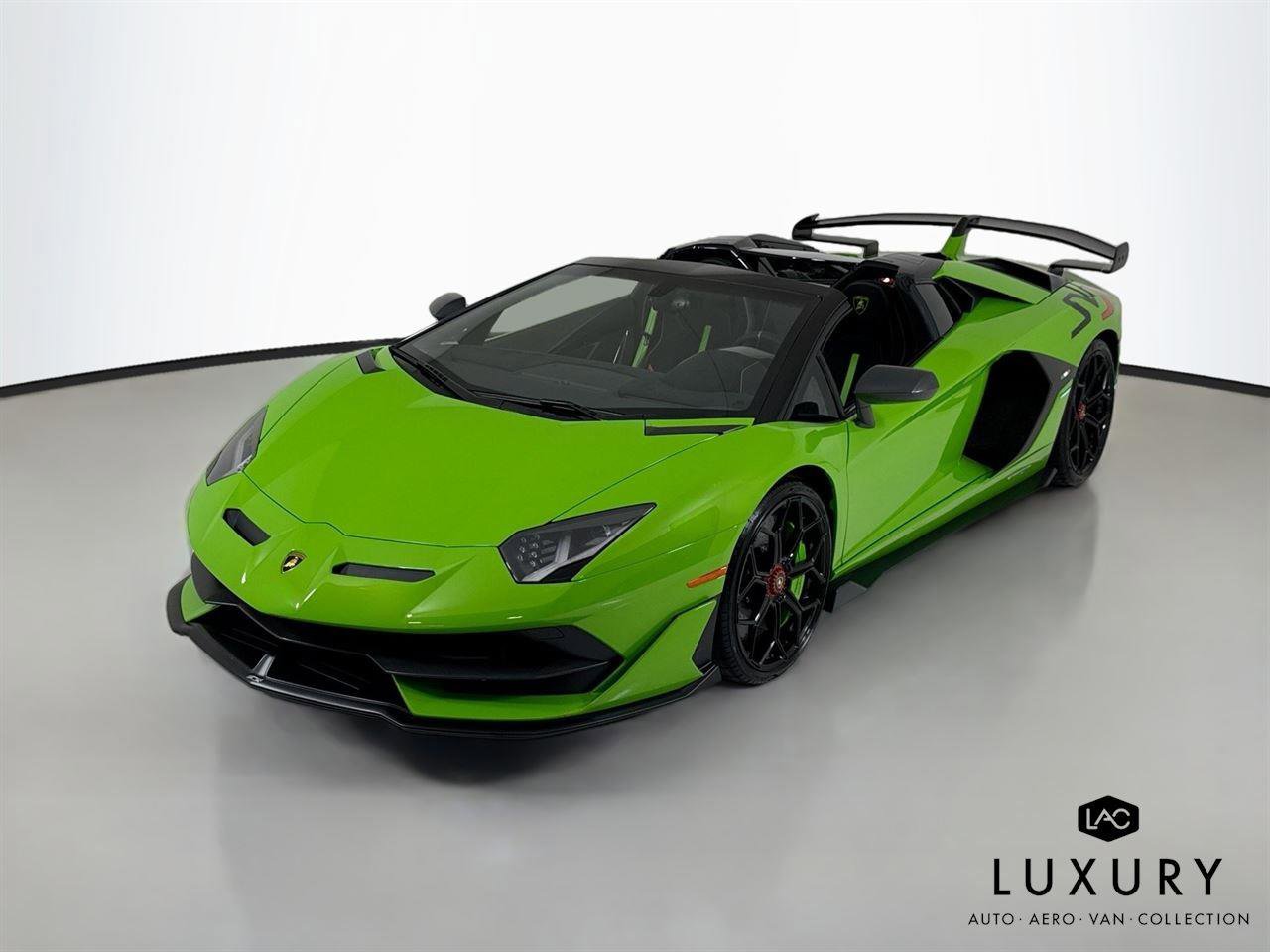 Used 2021 Lamborghini Aventador SVJ AWD/4WD image 4