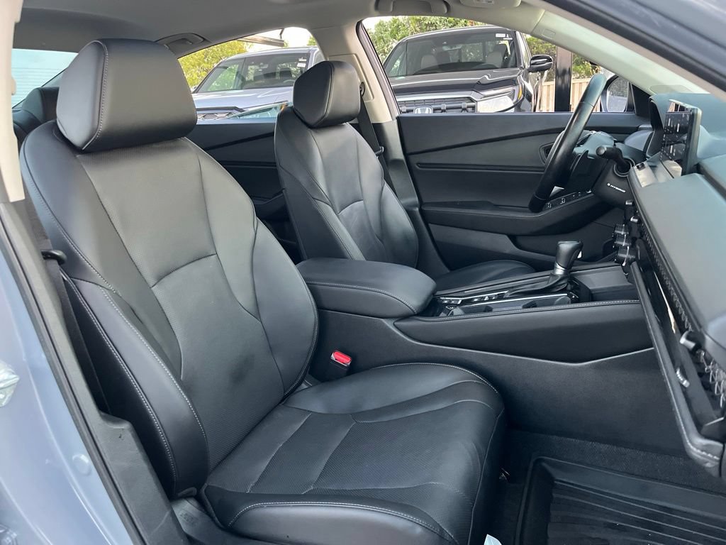 Used 2023 Honda Accord Touring image 28