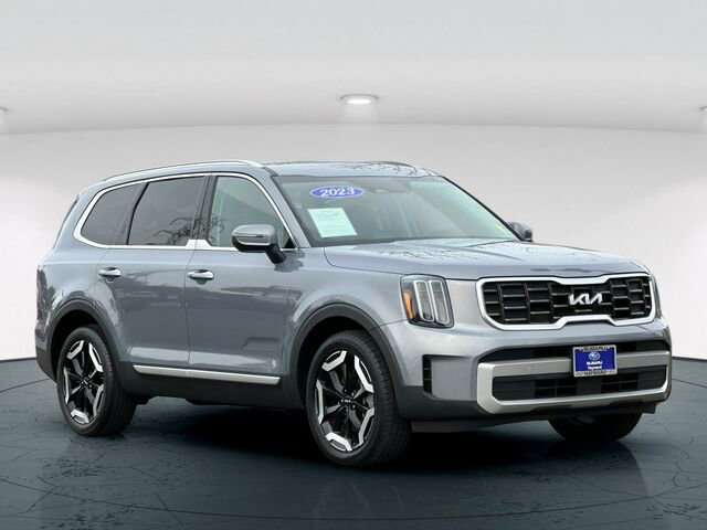 Used 2023 Kia Telluride S image 8
