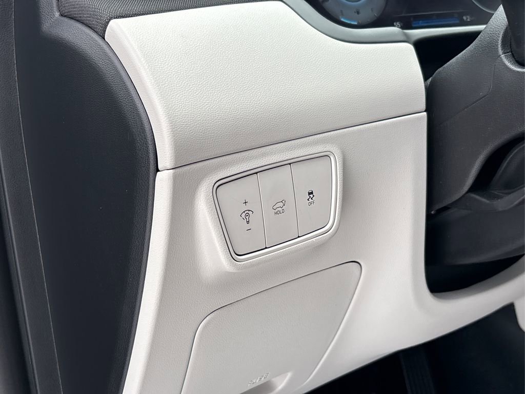 Used 2022 Hyundai Tucson Limited image 32