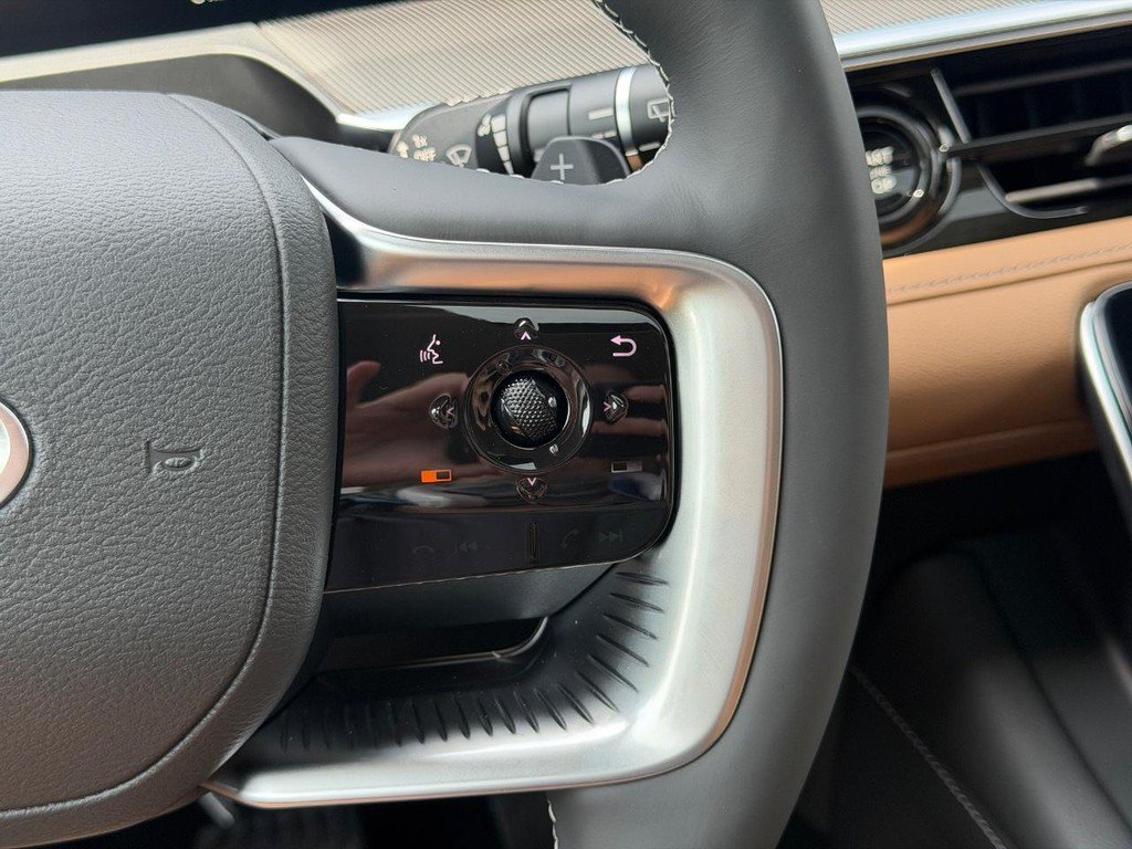 New 2027 INFINITI QX80 Luxe w/ Cargo Package AWD/4WD image 12