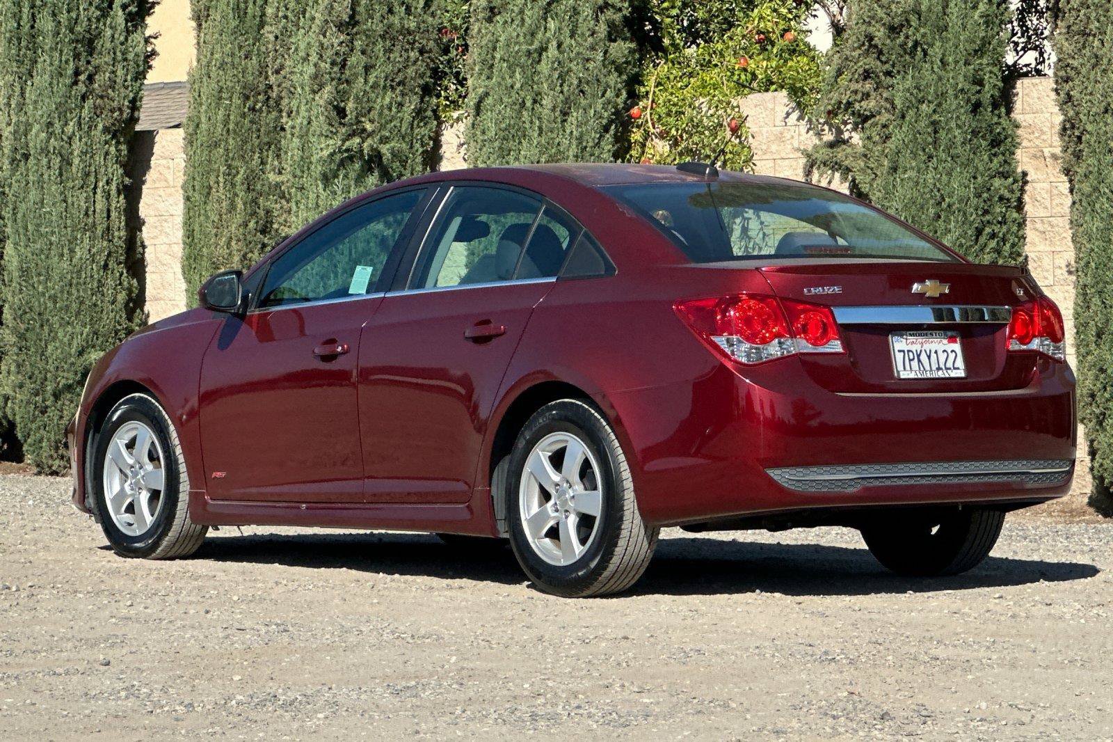 Used 2016 Chevrolet Cruze LT FWD image 5