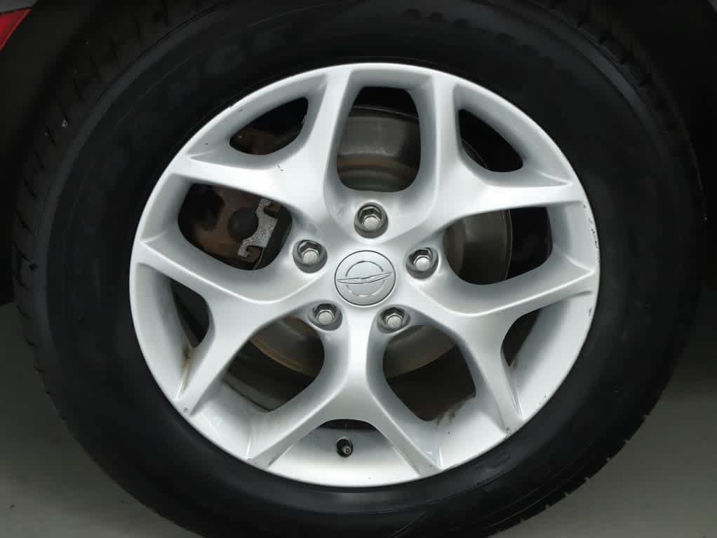 Used 2017 Chrysler Pacifica Touring-L Plus w/ Tire & Wheel Group FWD image 12