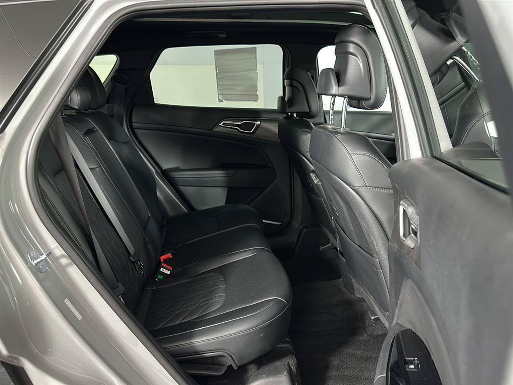 Used 2024 Kia Sportage X-Line w/ X-Line Premium Package AWD/4WD image 29