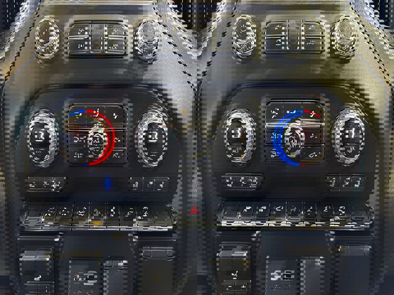 Used 2022 GMC Sierra 1500 AT4 w/ AT4 Premium Package image 20