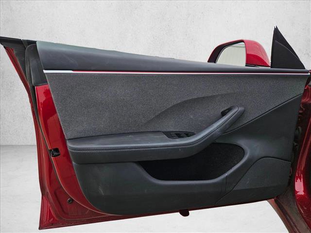 Used 2025 Tesla Model 3 Long Range image 9