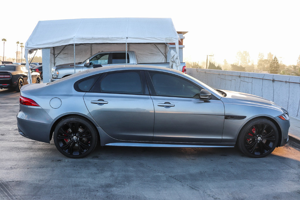 Used 2024 Jaguar XF R-Dynamic SE AWD/4WD image 13