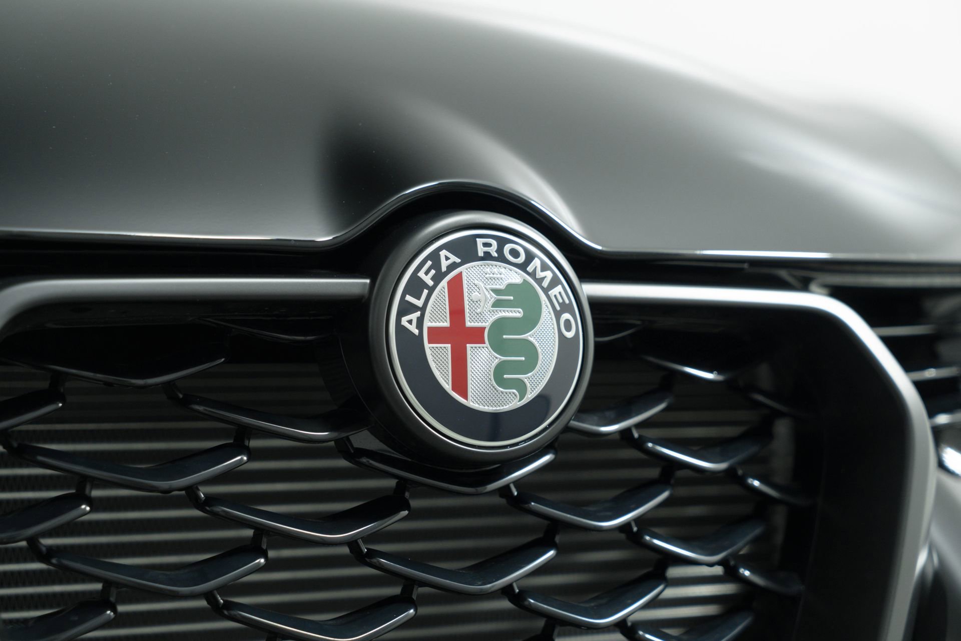 New 2025 Alfa Romeo Tonale image 15