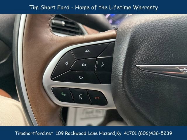 Used 2018 Chrysler Pacifica Limited w/ Tire & Wheel Group image 16