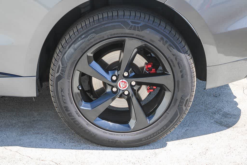 Used 2019 Jaguar F-PACE S AWD/4WD image 8