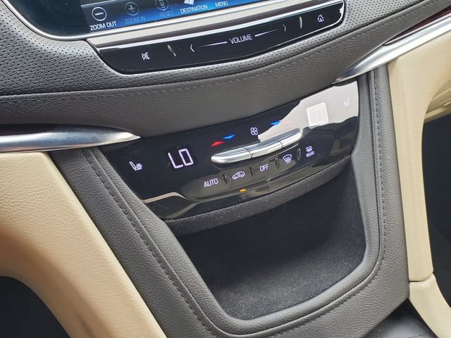 Certified 2018 Cadillac XT5 Luxury w/ Driver Awareness Package AWD/4WD image 36