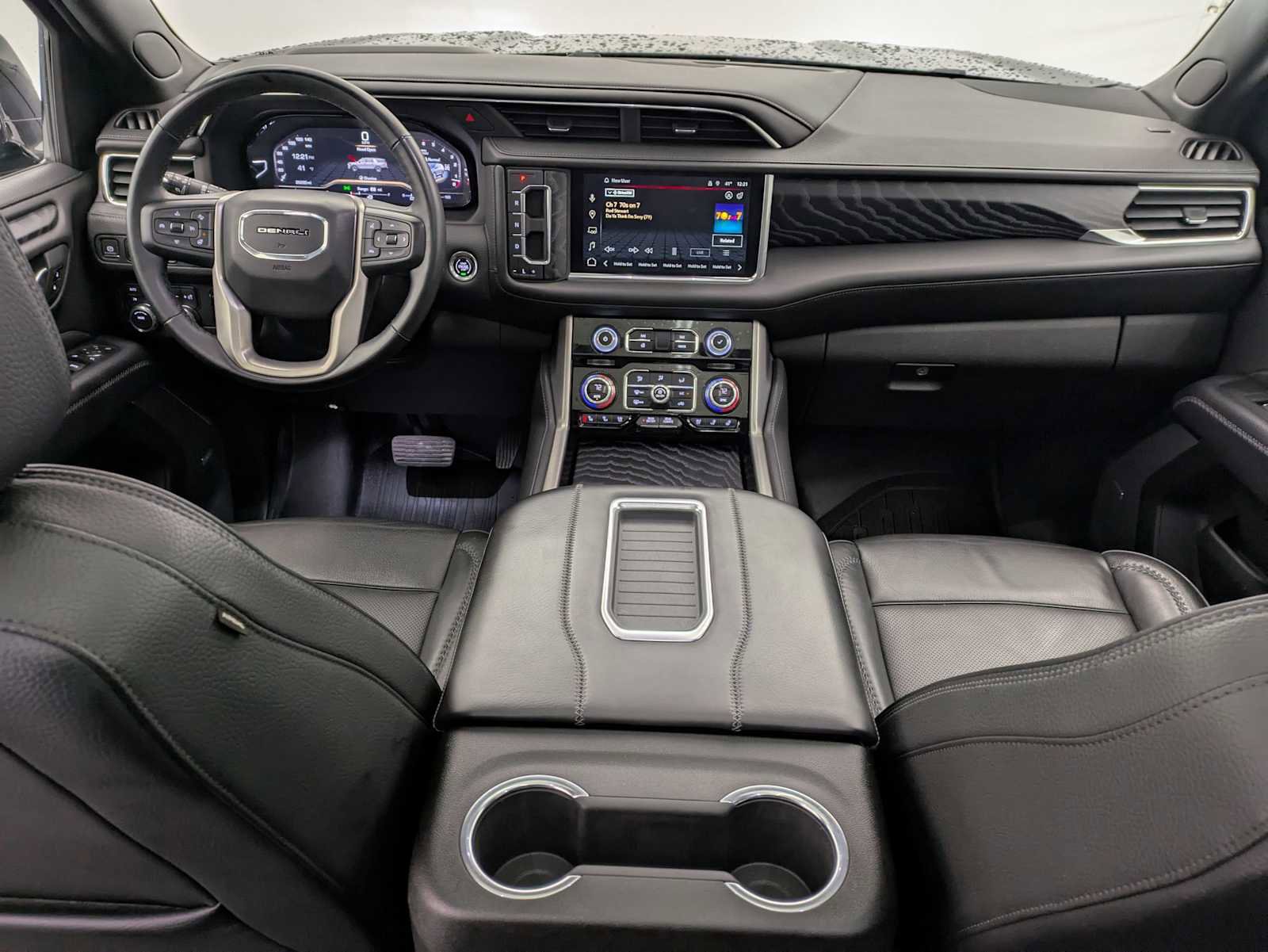 Used 2023 GMC Yukon Denali w/ Max Trailering Package image 17