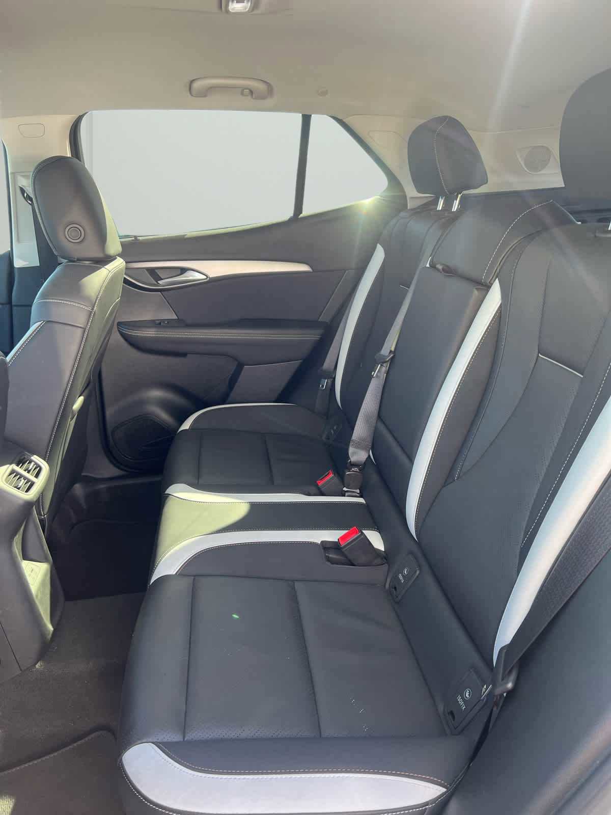 Used 2025 Buick Envision Sport Touring image 14