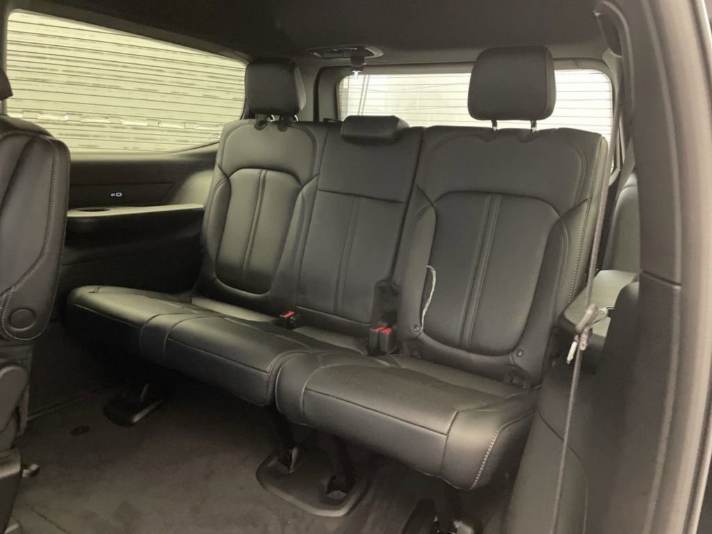 New 2026 Jeep Grand Wagoneer L 4WD image 19